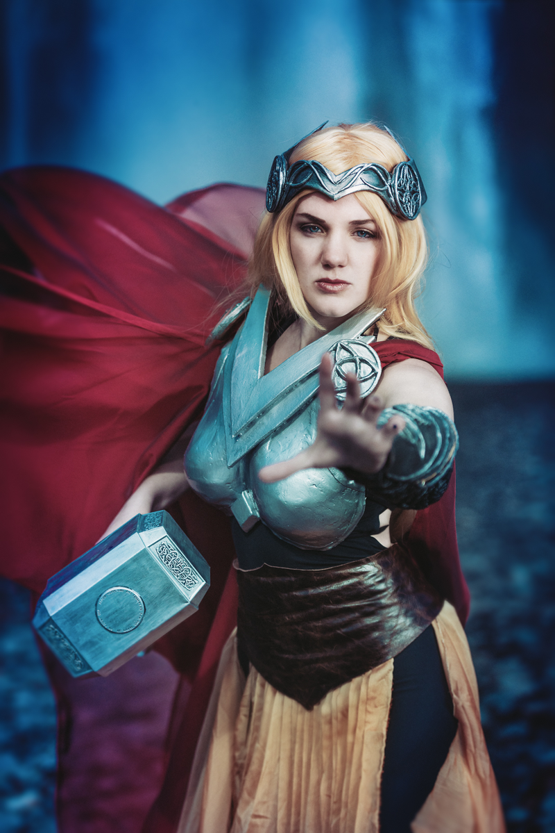 Reilina as Thor